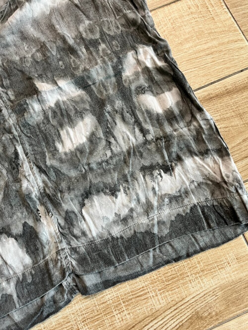 Womens River + Sky Grey Tie Dye Shirt - S - Picture 3 of 5